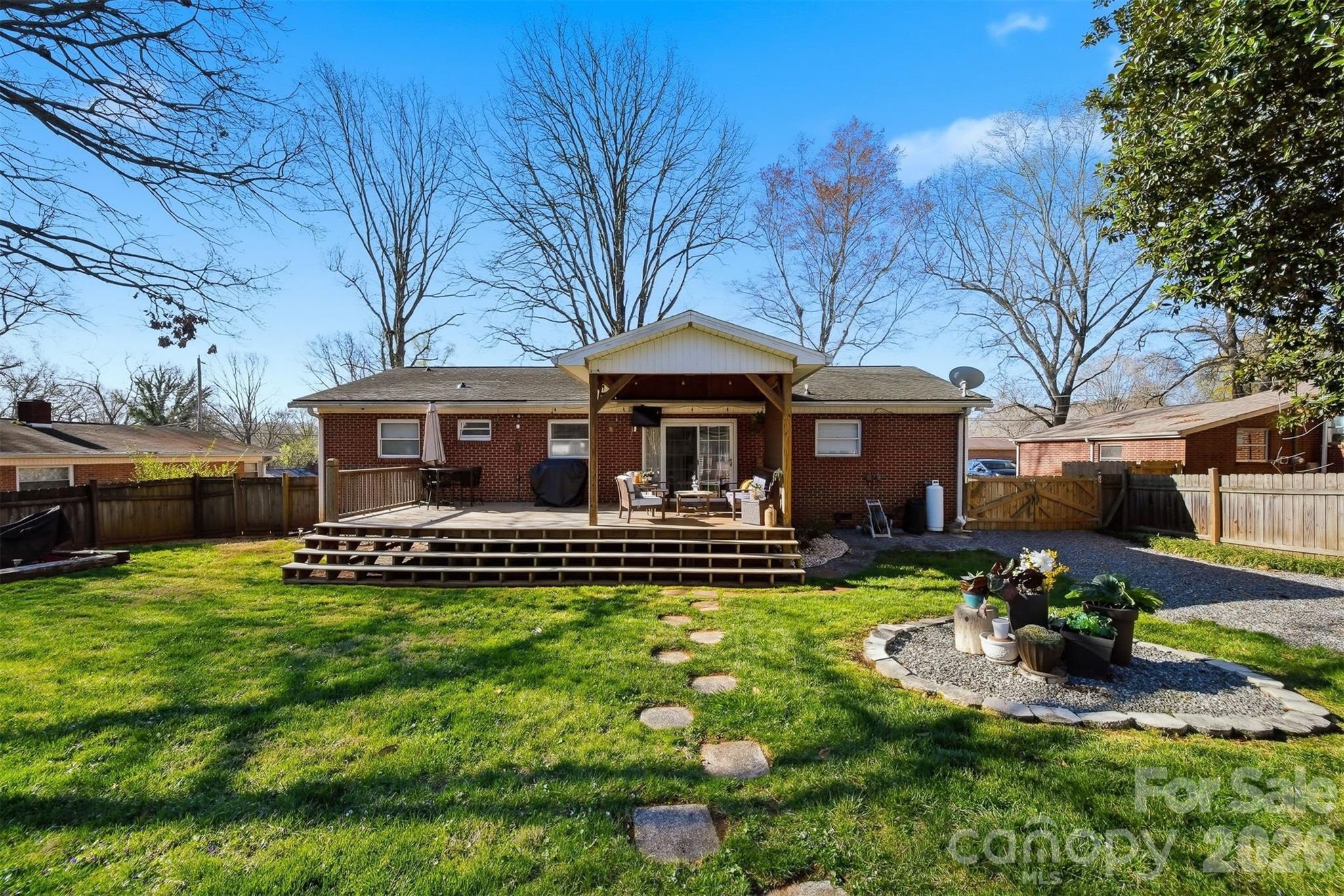 Lyle Haven - Residential