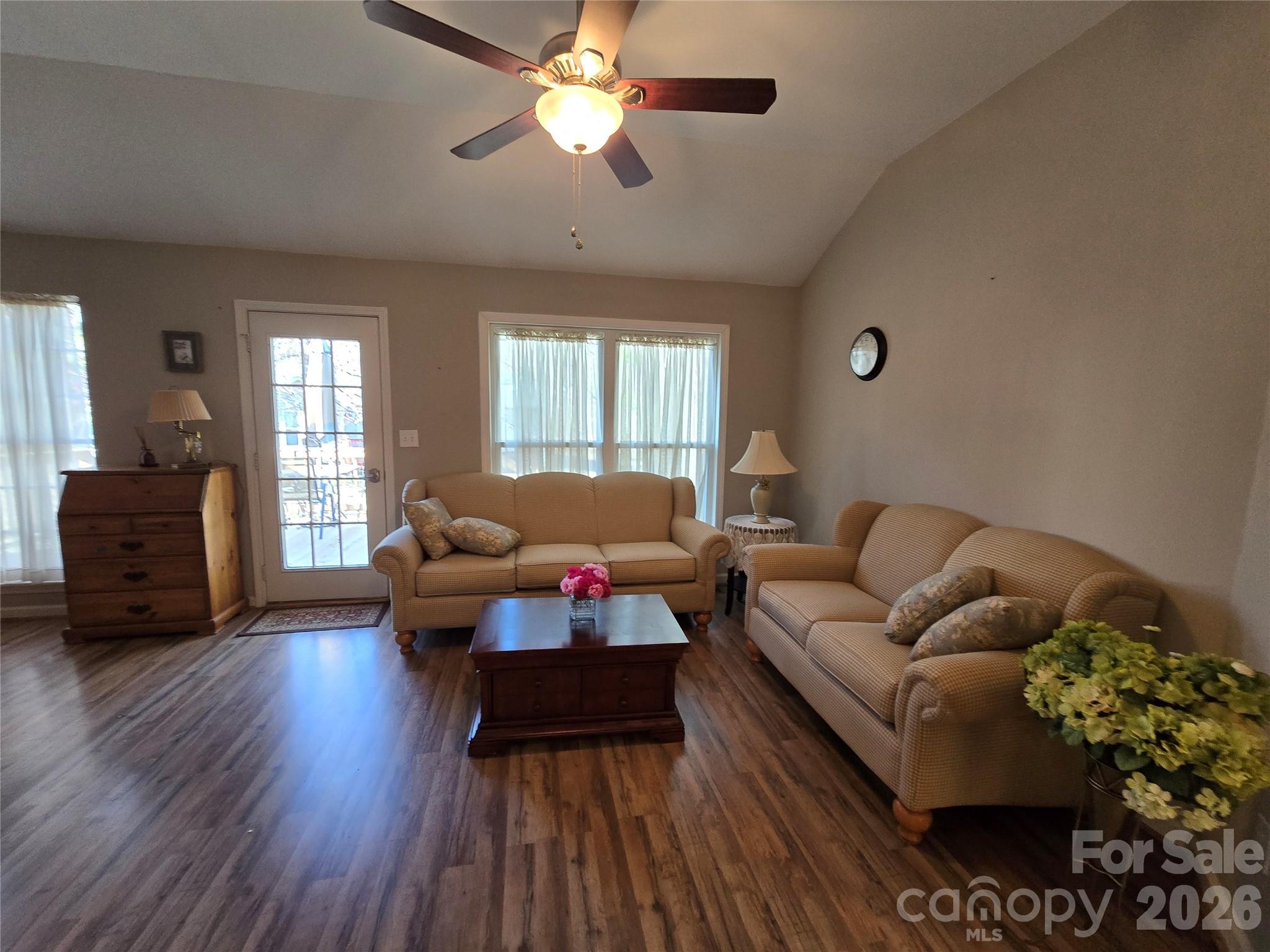 1825 Morningside Lane