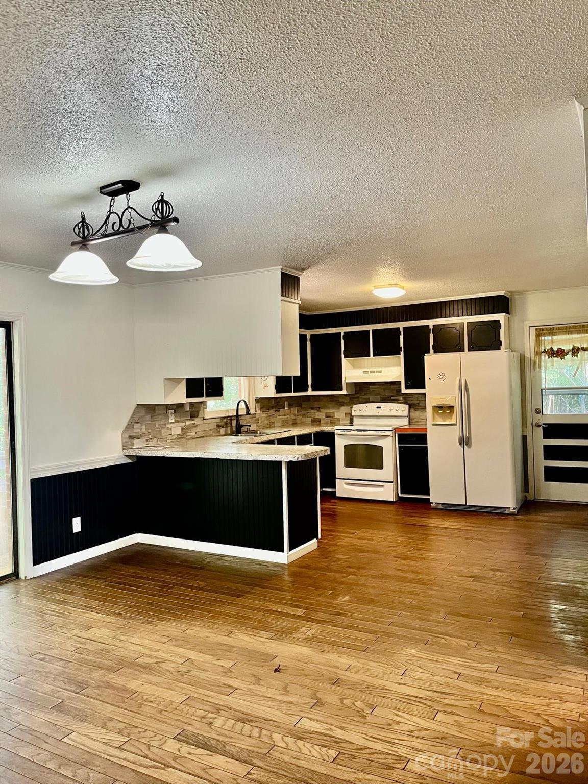 7065 Fieldcrest Lane