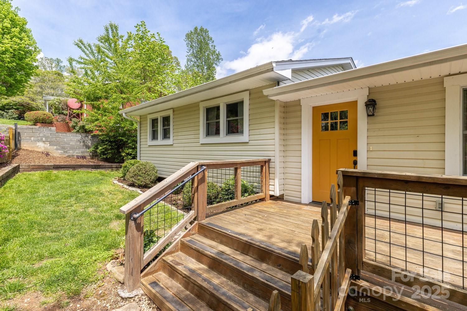 194 Stradley Mountain Road