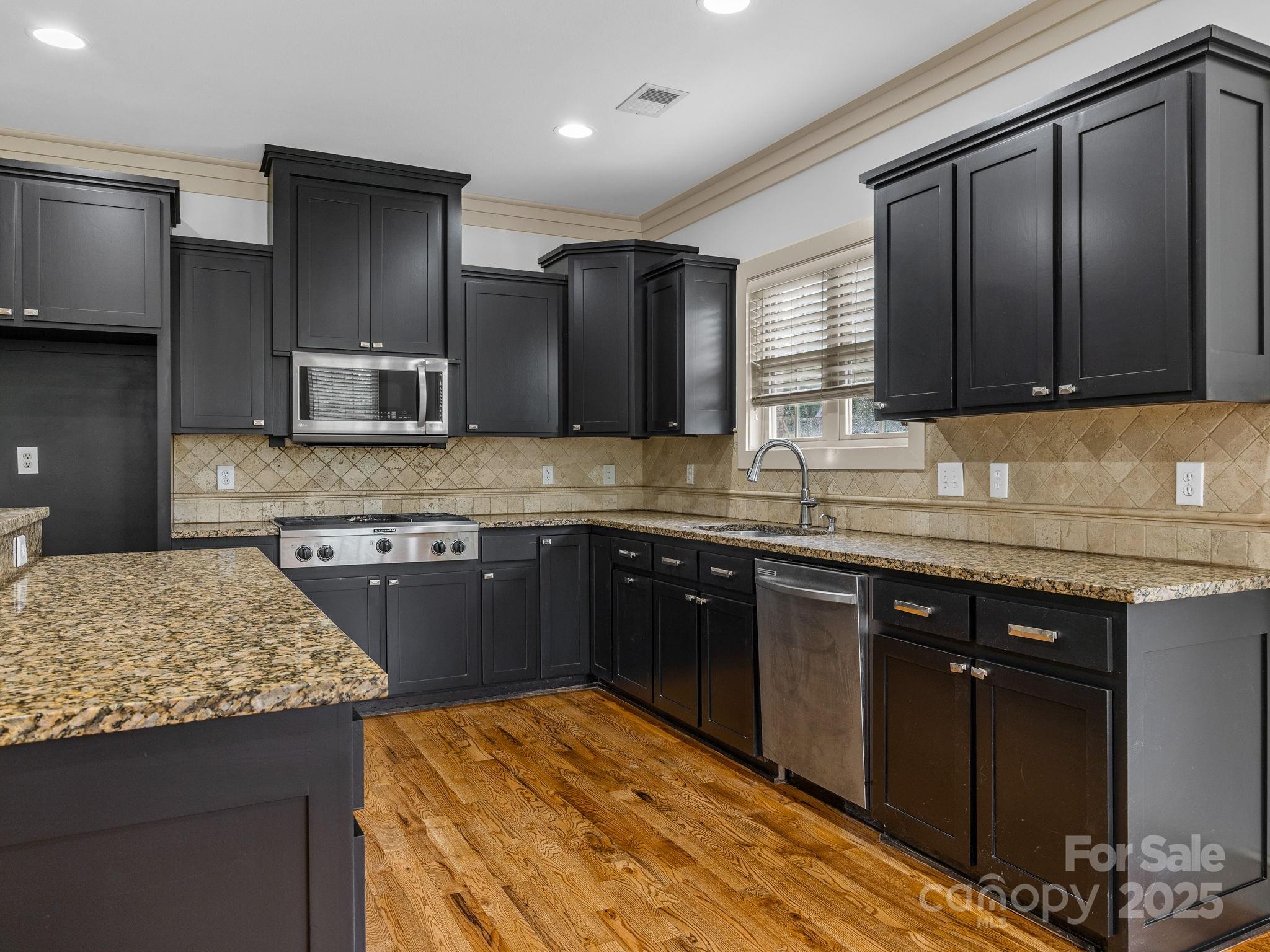 The Crossing at Cherokee National - Residential