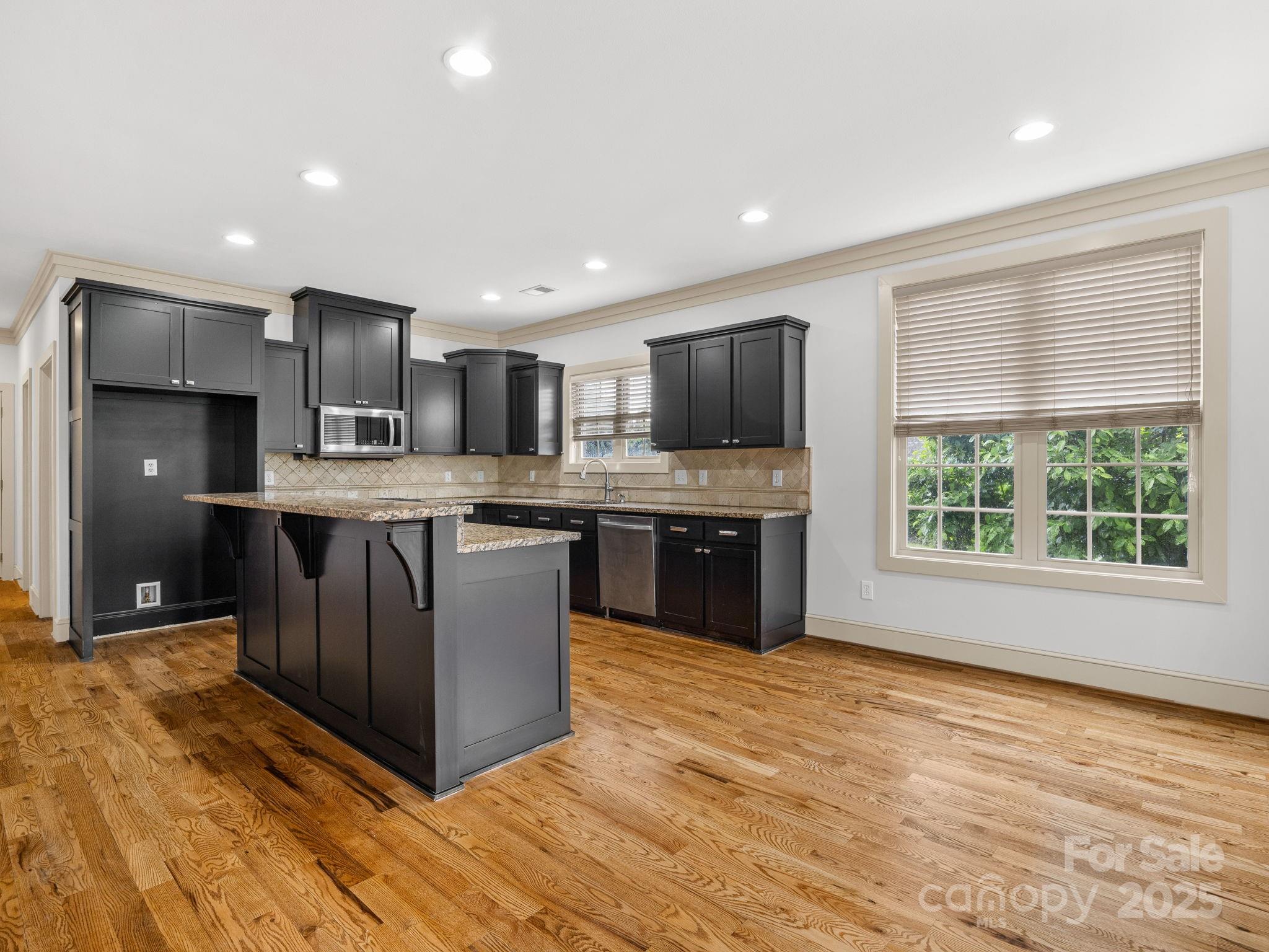 The Crossing at Cherokee National - Residential