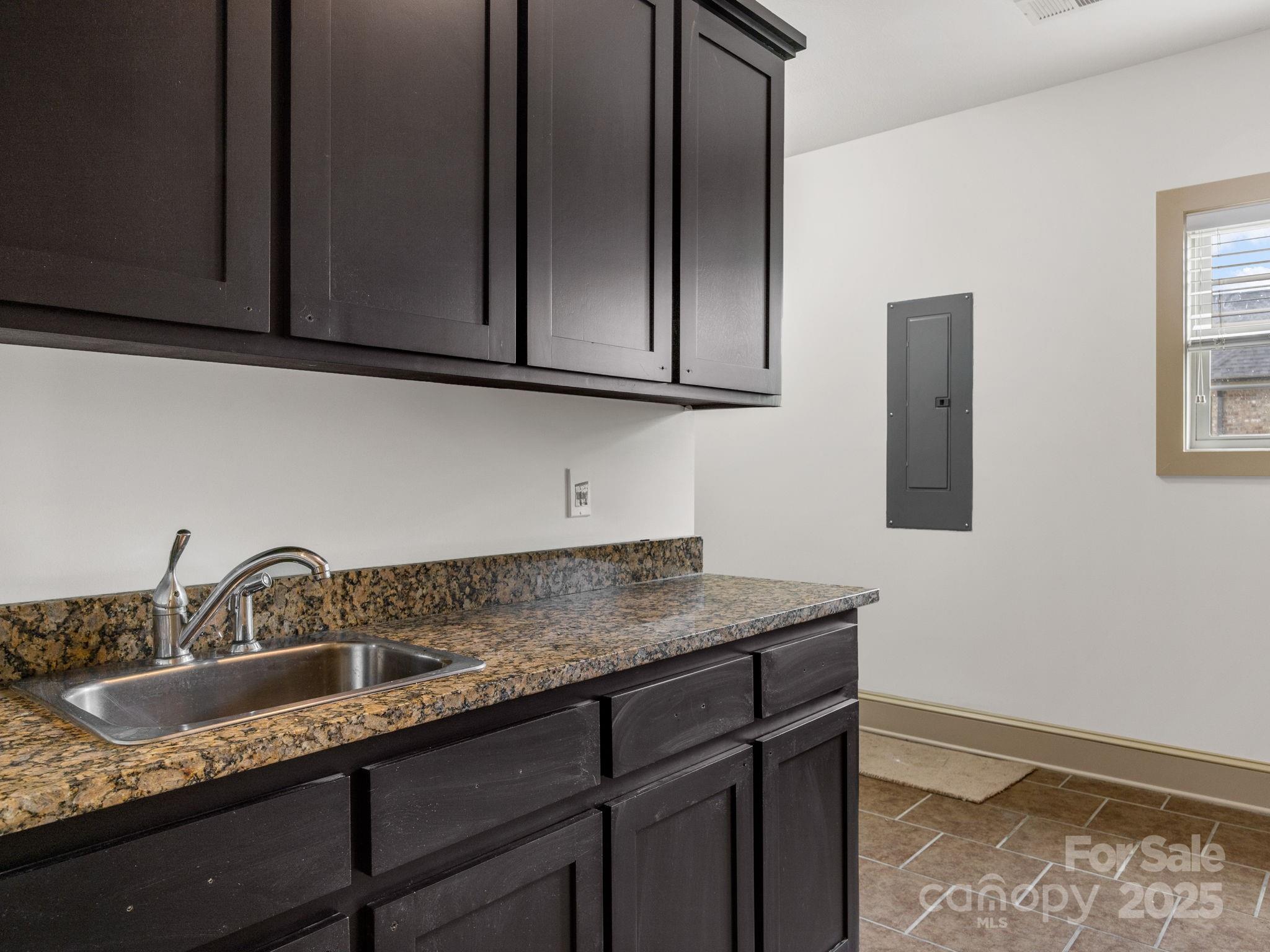 The Crossing at Cherokee National - Residential