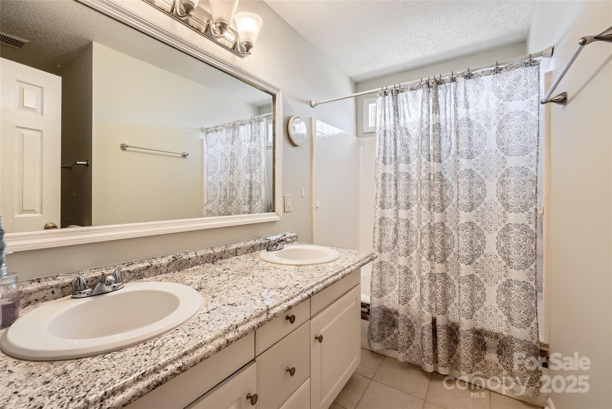 Taylor Oaks - Residential