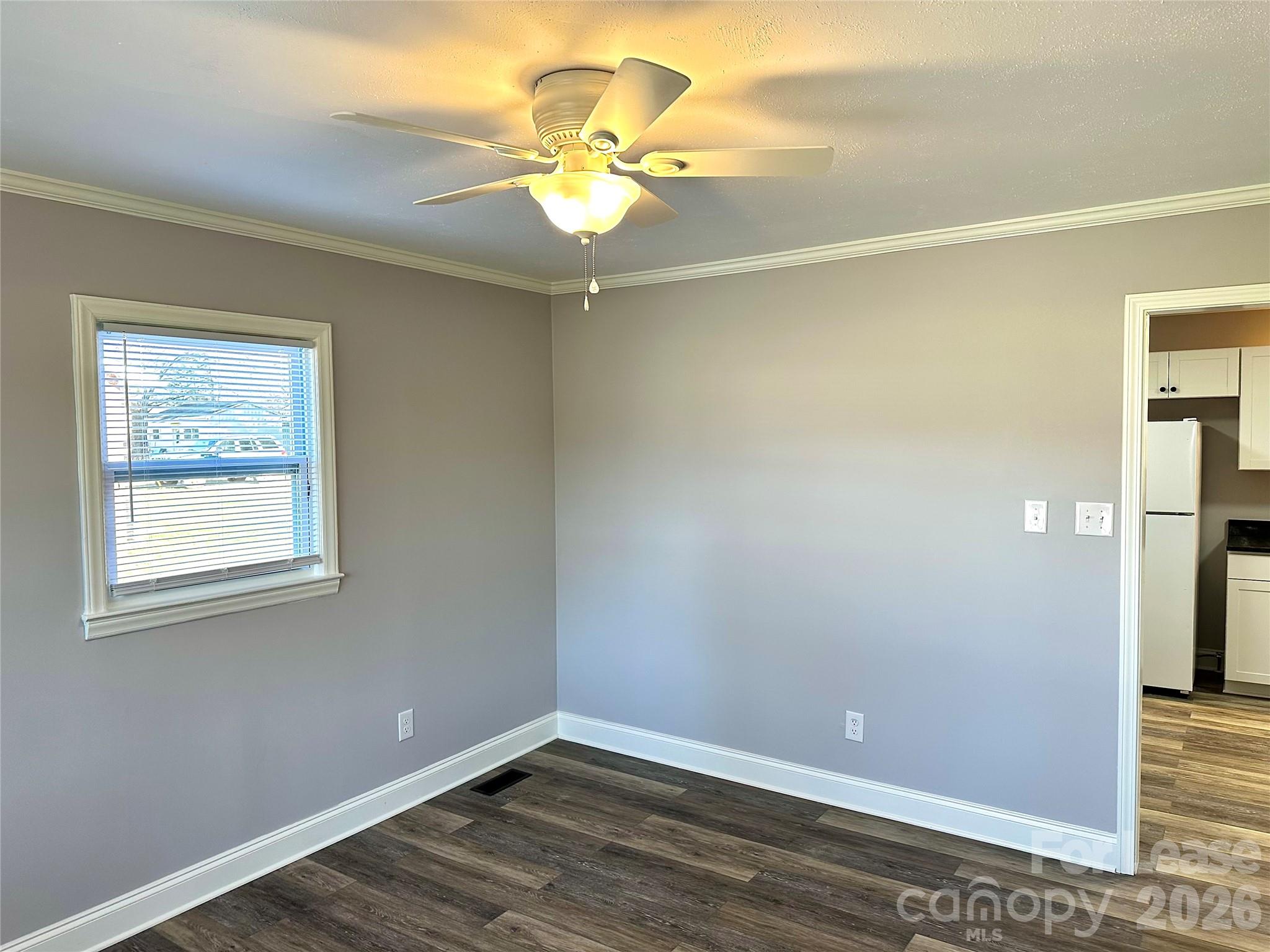 2121 Charlotte Highway