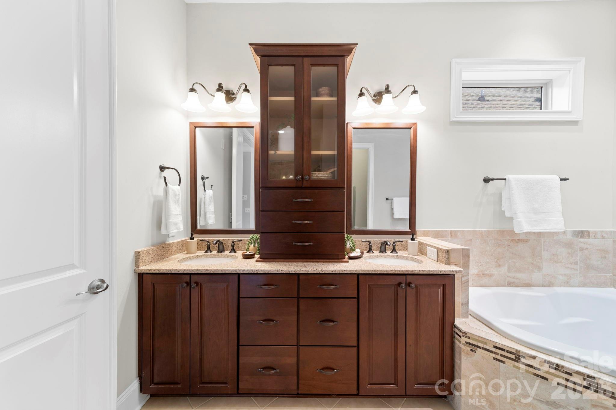 Regency at Palisades - Residential