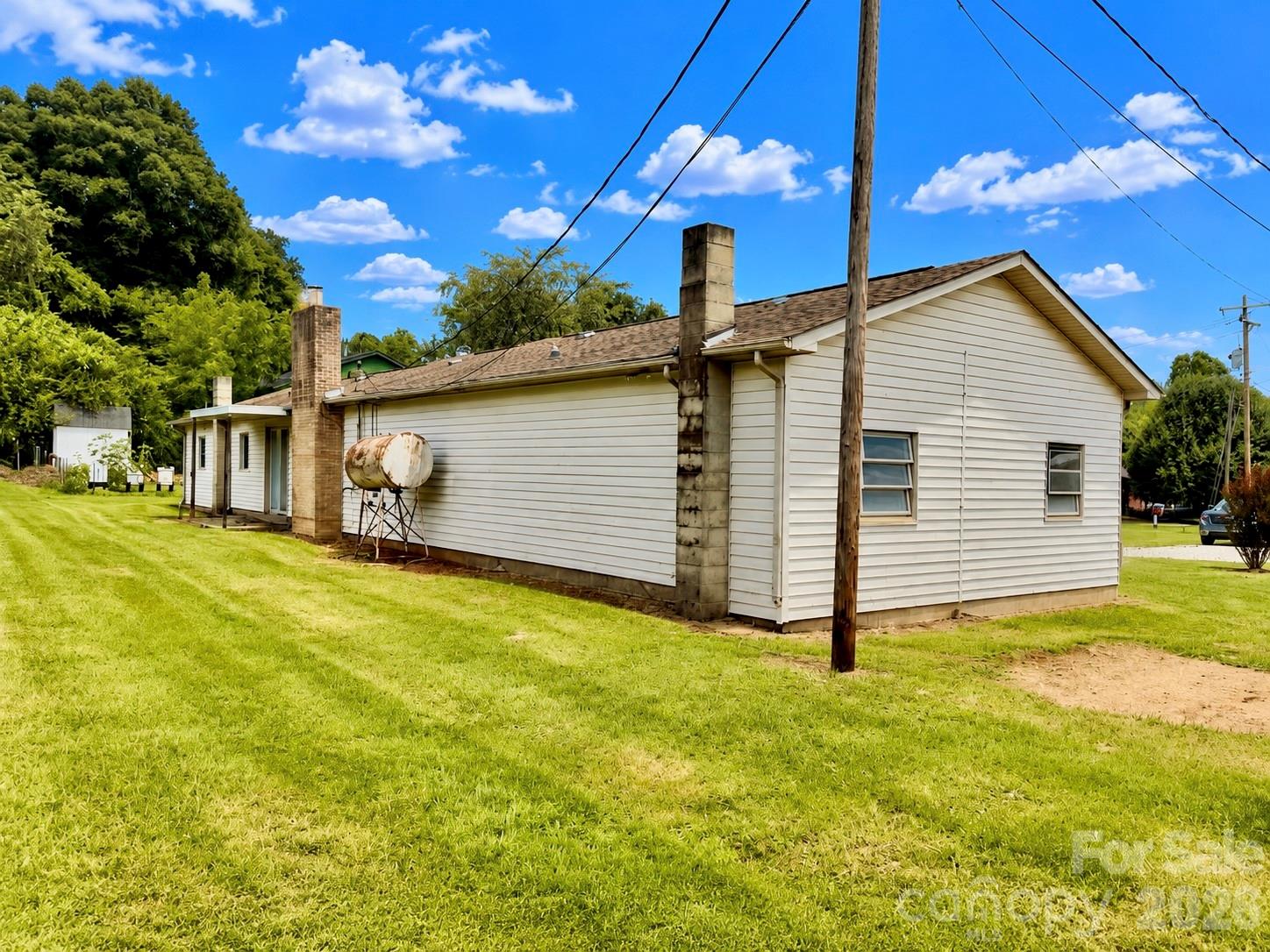 72 Circle Drive