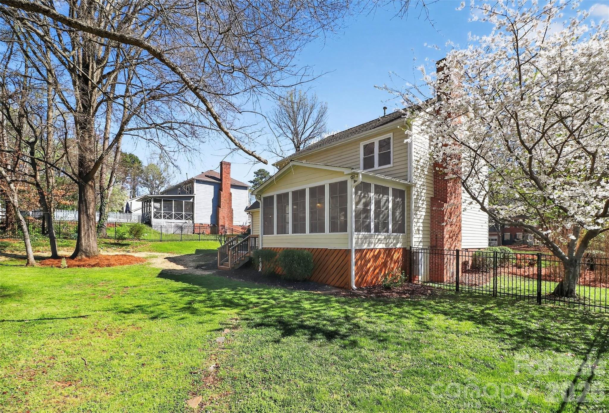 Hunters Glen - Residential