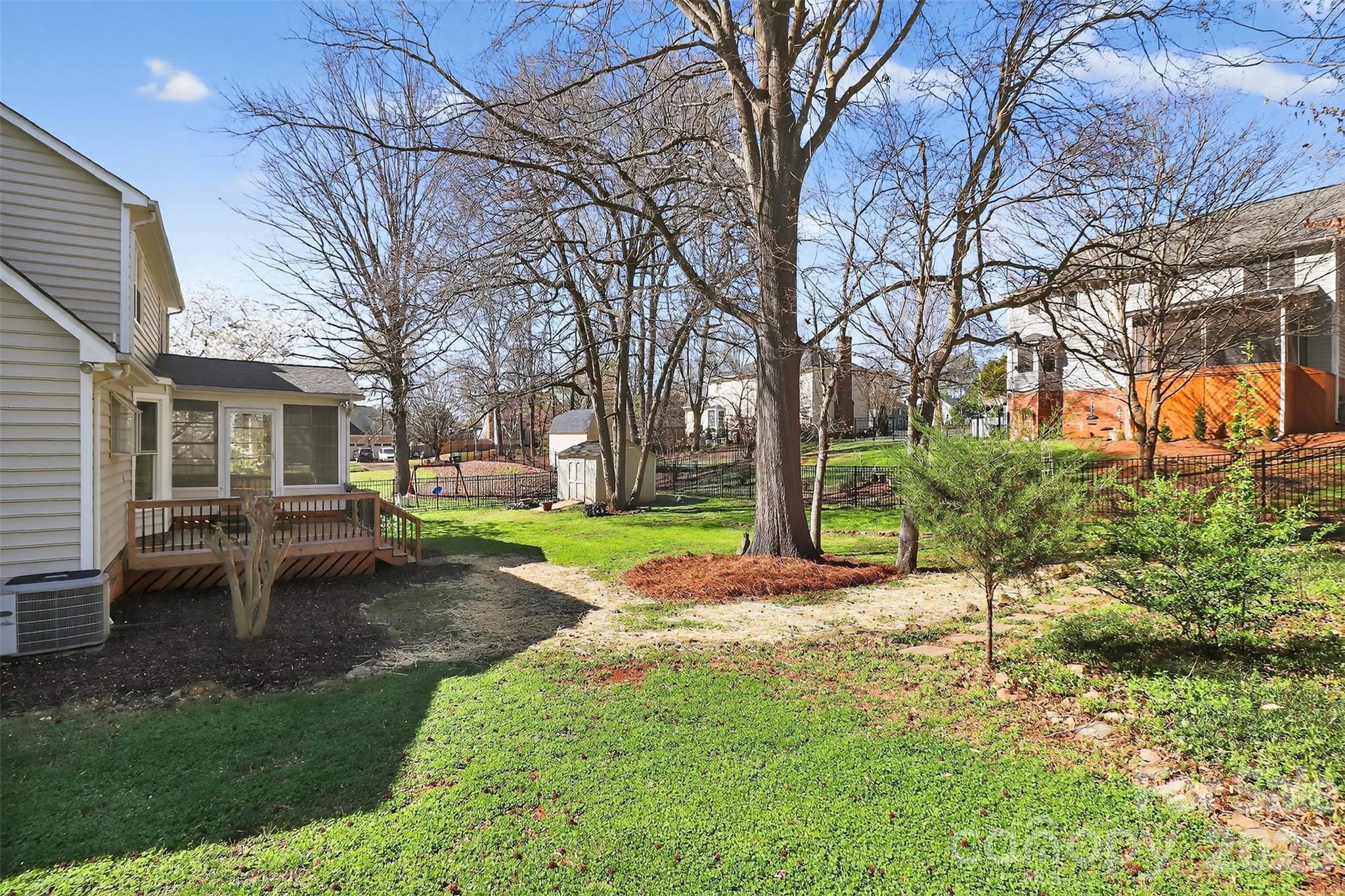 Hunters Glen - Residential