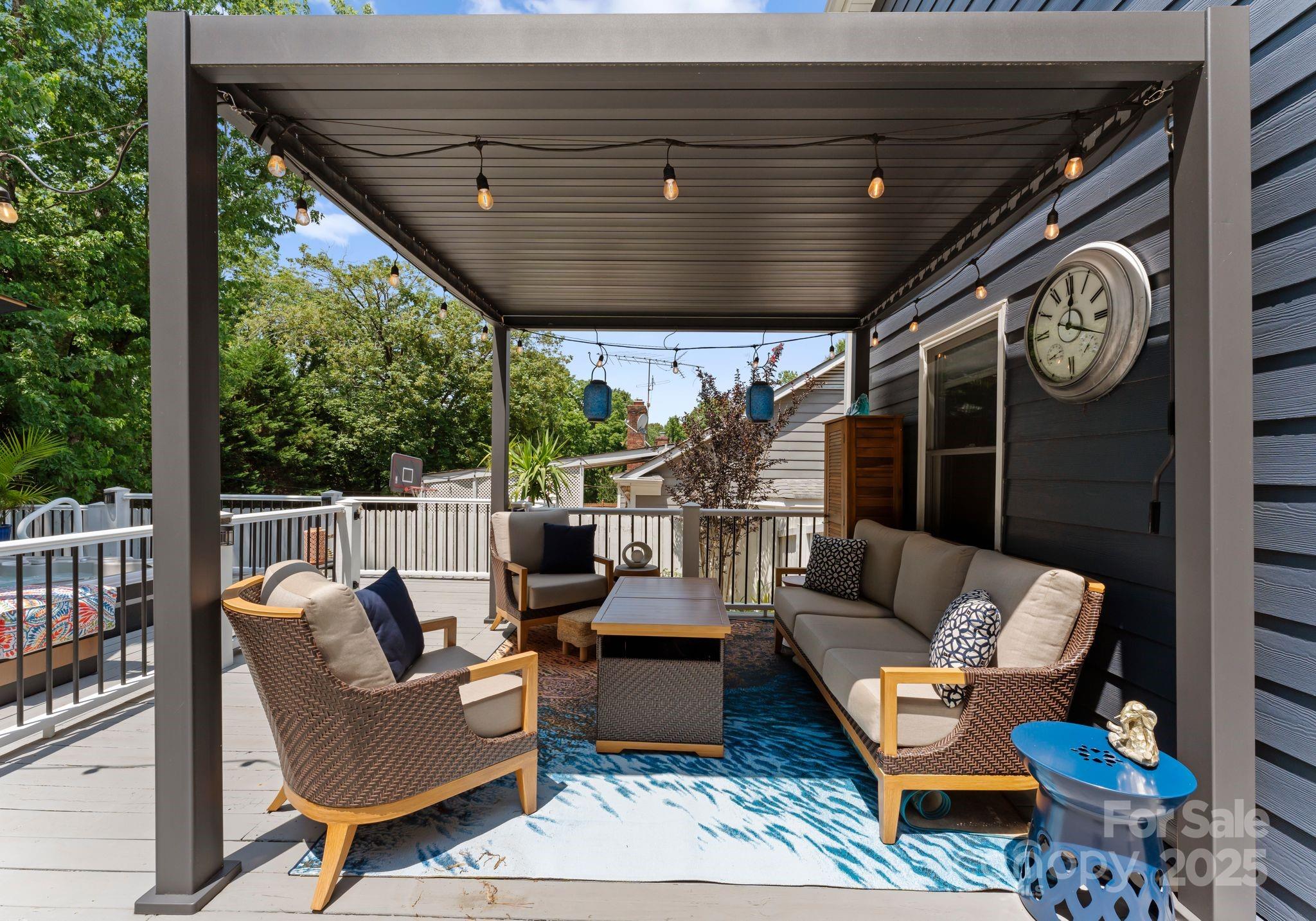 2111 Caleo Circle