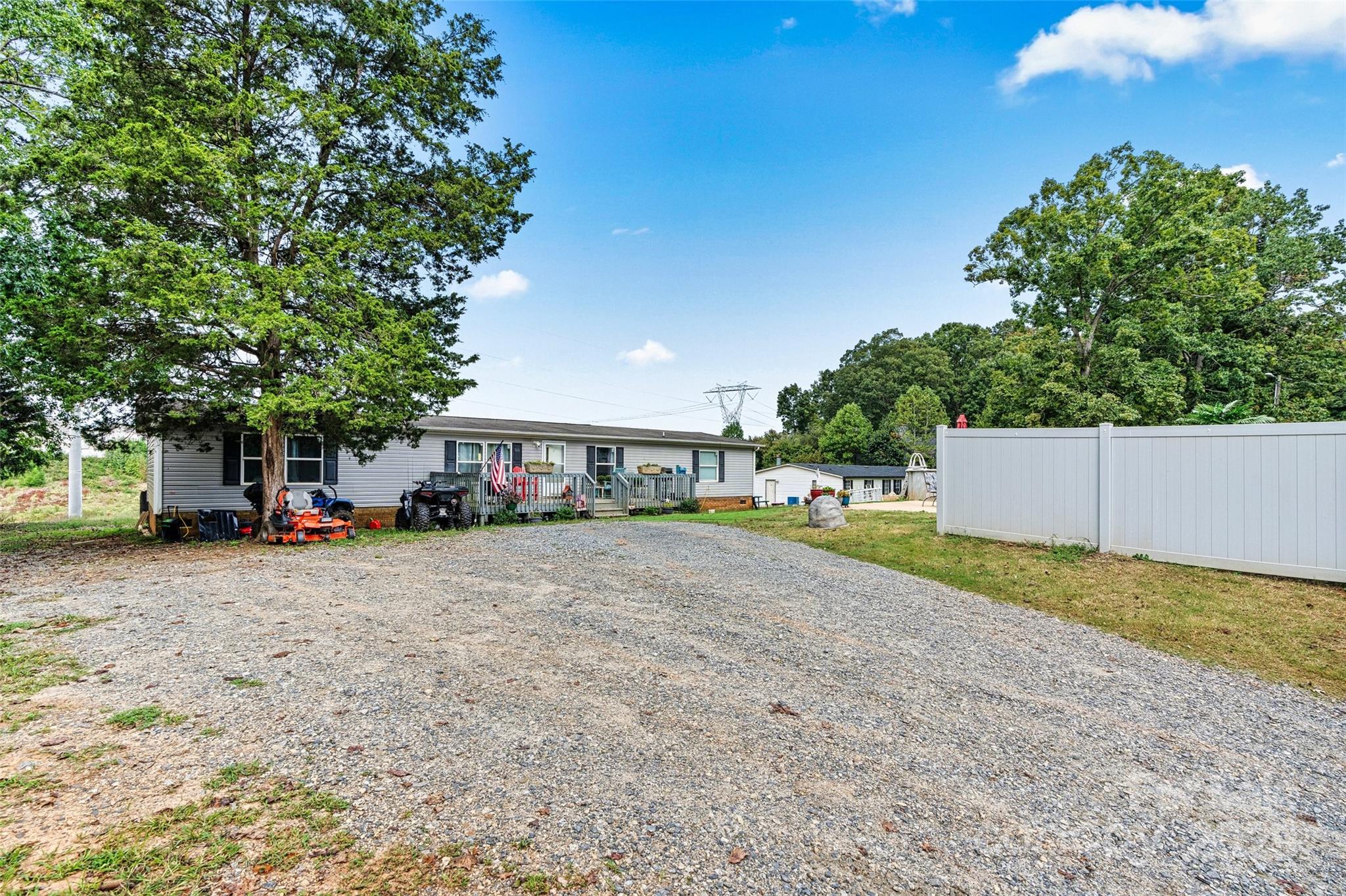 7686 Hickory Creek Drive