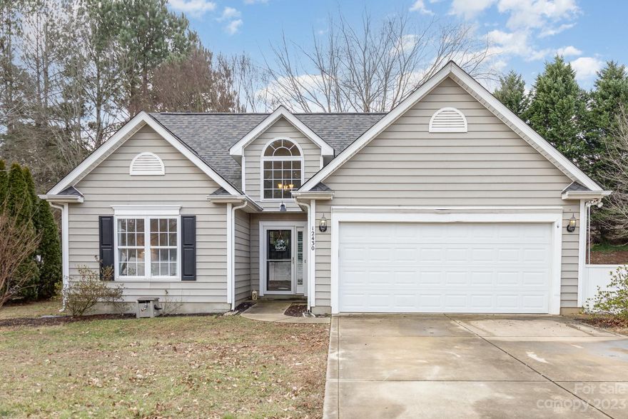 Location, location! Come see this Ranch style home in Huntersville! This offers offers a beautiful kitchen with upgraded cabinetry, granite countertops and stainless steel appliances. The primary ensuite has dual sinks, separate shower and tub, and a walk in closet. Private fenced backyard with a patio area. New roof installed 2023! LVP in main living areas installed in 2020. Carpet in bedrooms installed in 2020. Close to shopping, dining and the freeway.