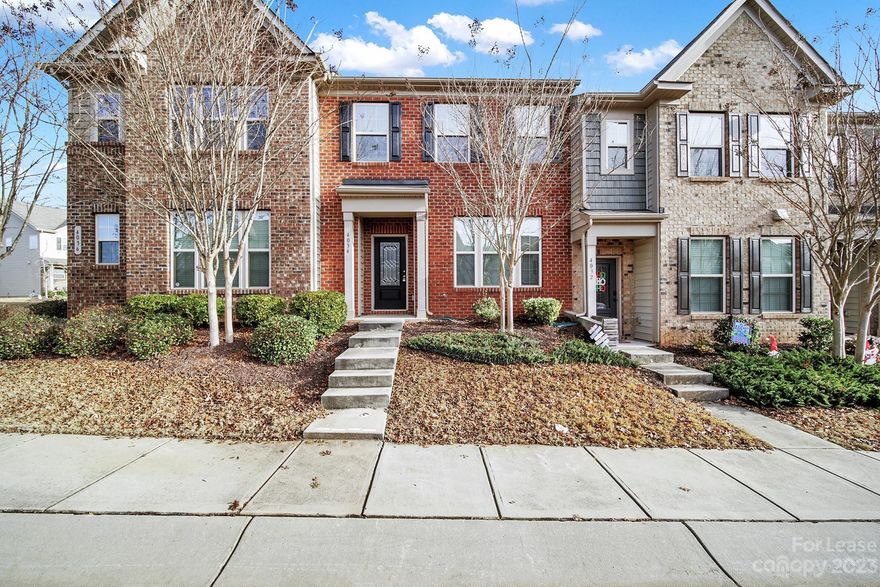 Come see this beautiful two story townhome in Indian Land. This home includes a one car detached garage immediately behind the home. Great location, minutes from dining, shopping, Highway 521, and more.