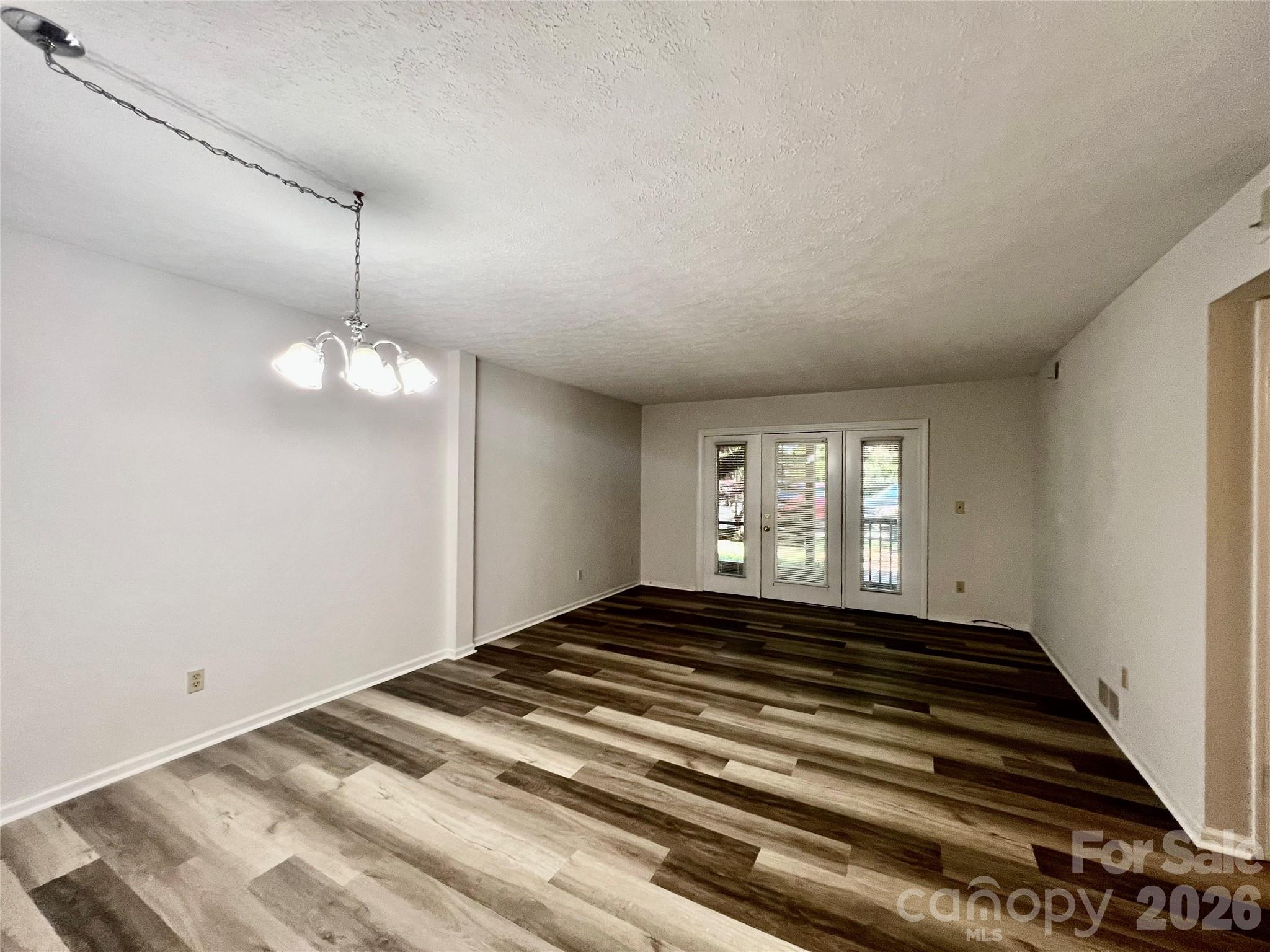 427 6th Avenue W A-2