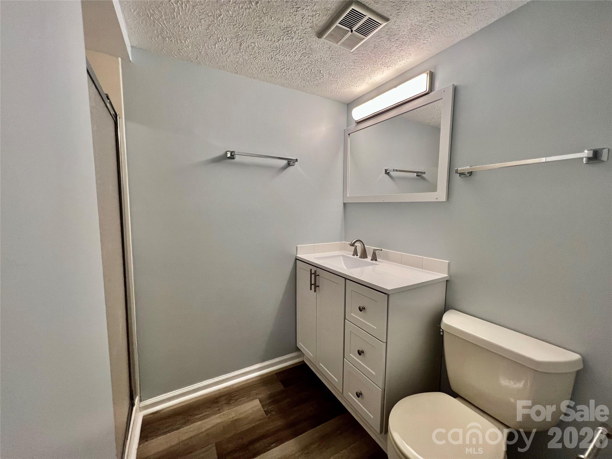 Holly Crest - Residential