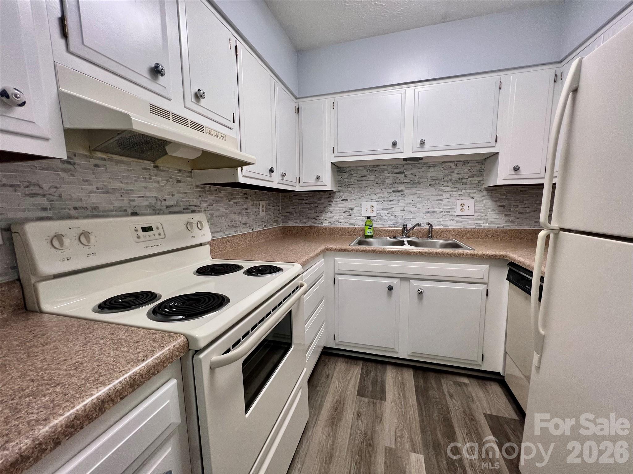 427 6th Avenue W A-2