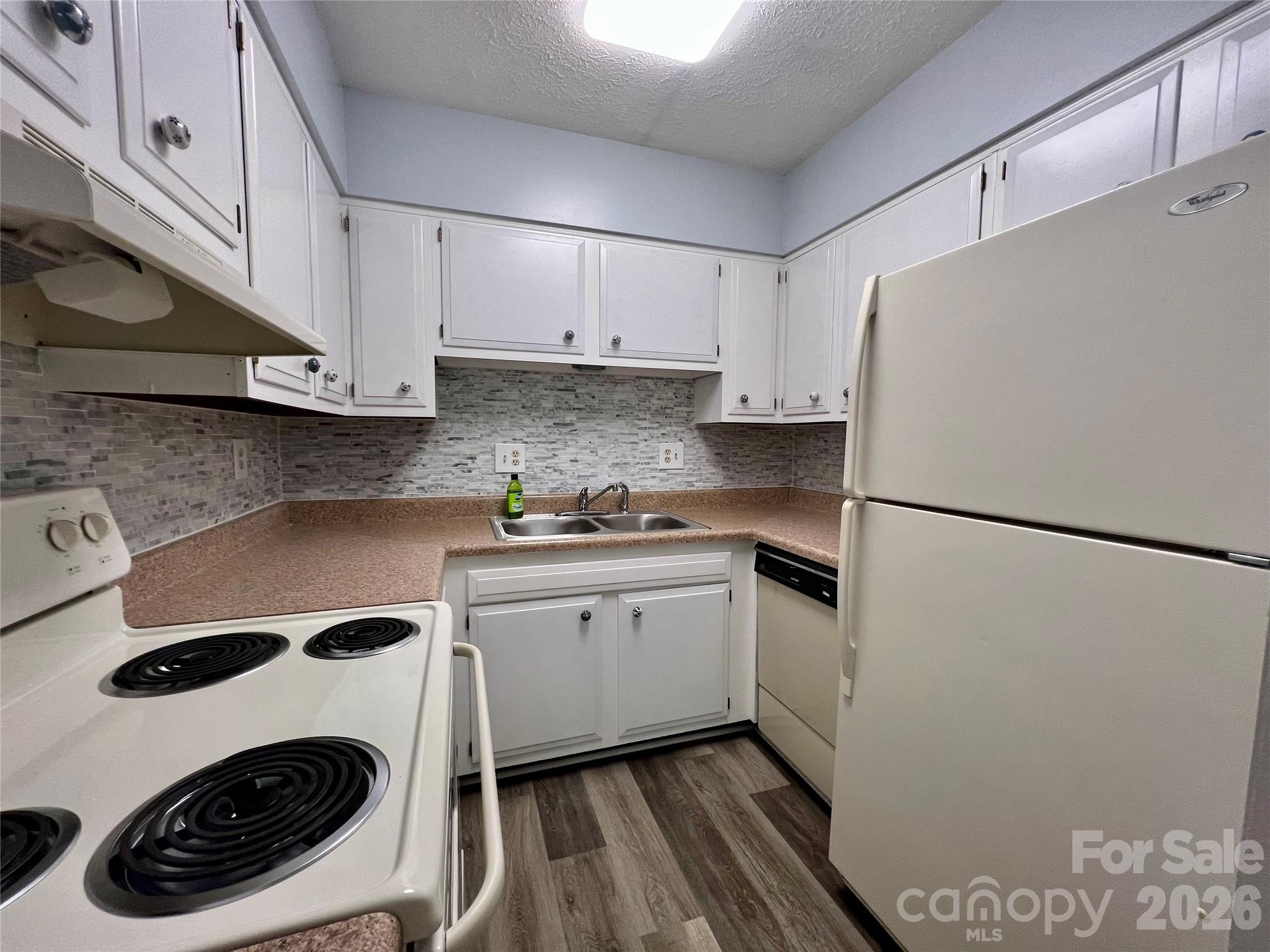 427 6th Avenue W A-2