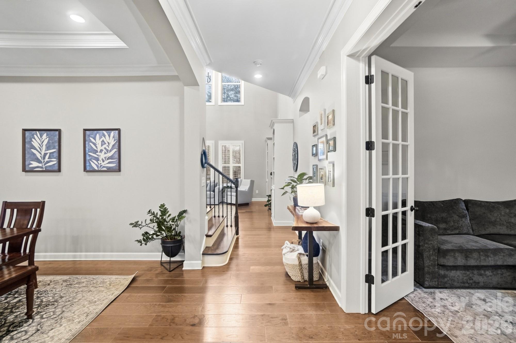 237 S San Agustin Drive