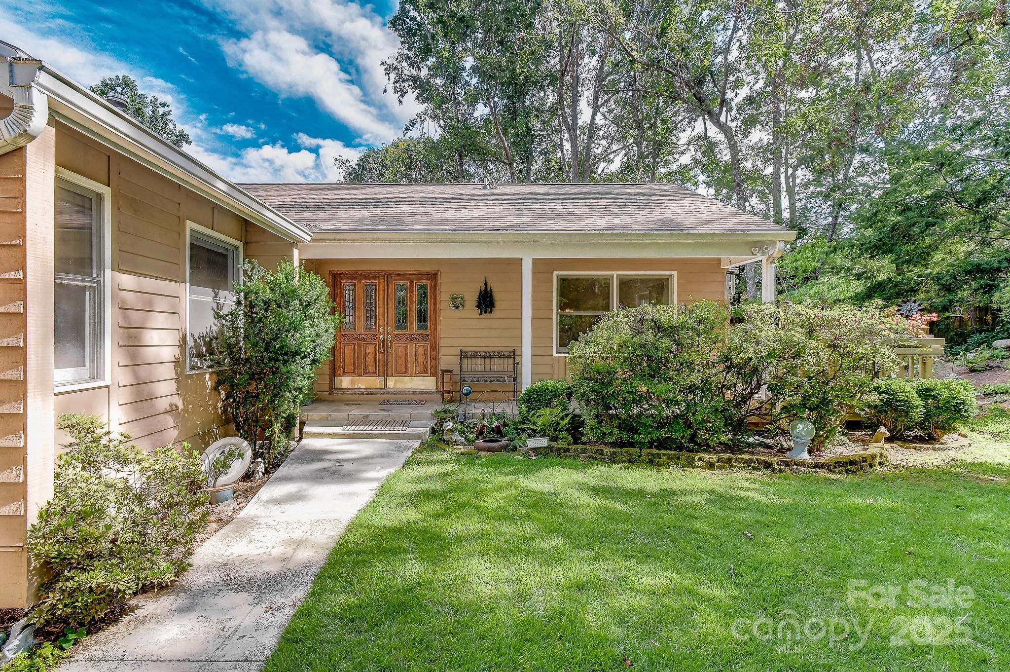 75 S Black Oak Drive