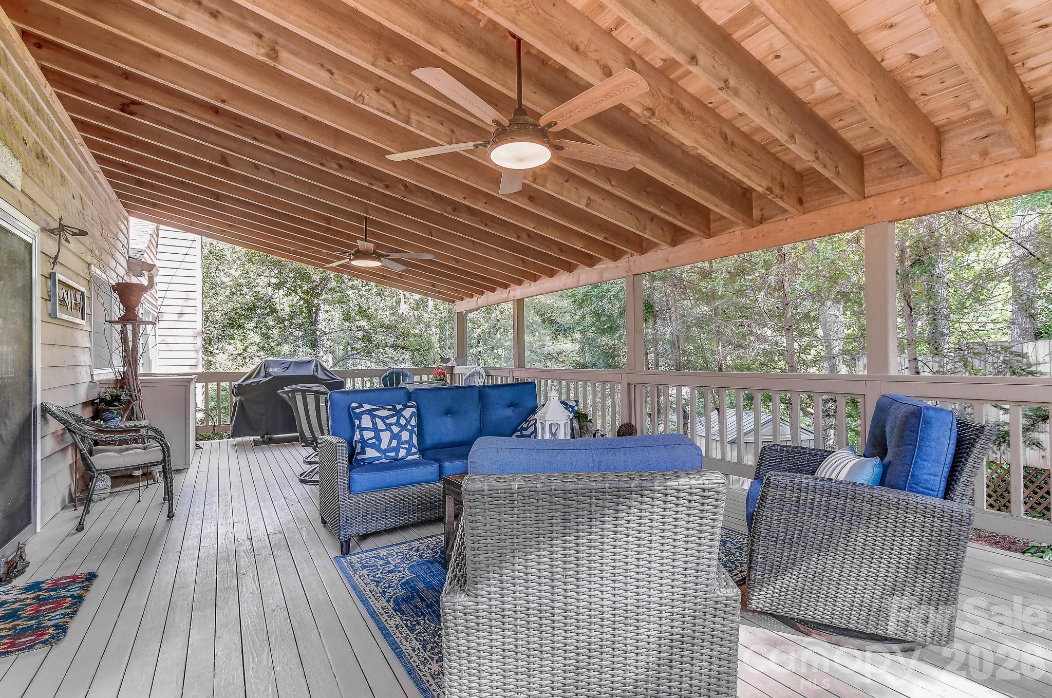 75 S Black Oak Drive