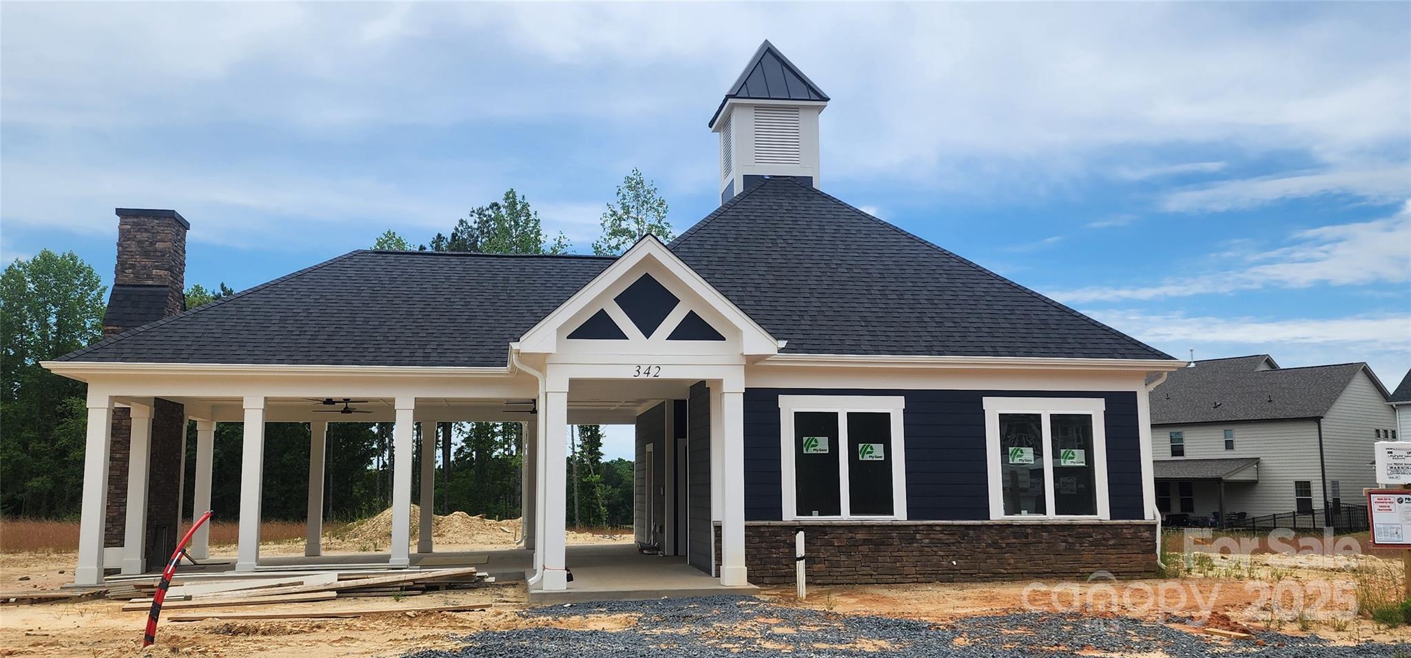 Lakeside Glen - Residential