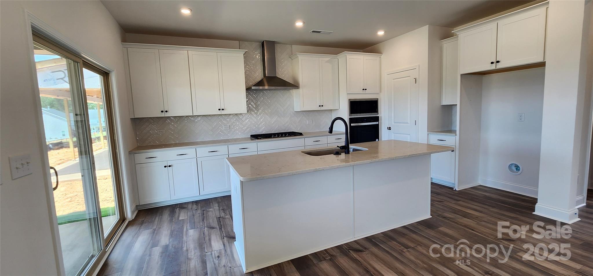 Lakeside Glen - Residential