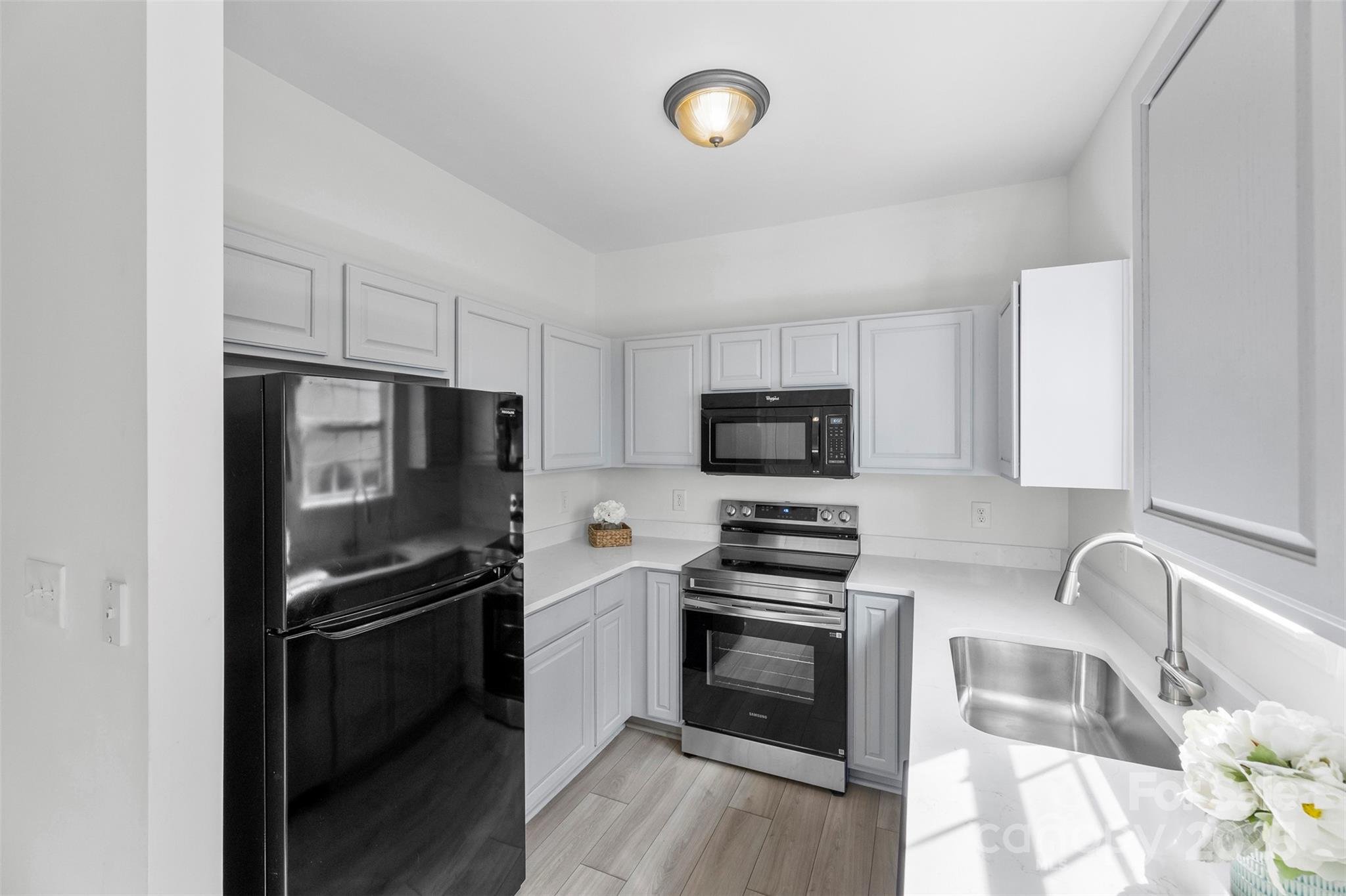 Nevin Creek - Residential