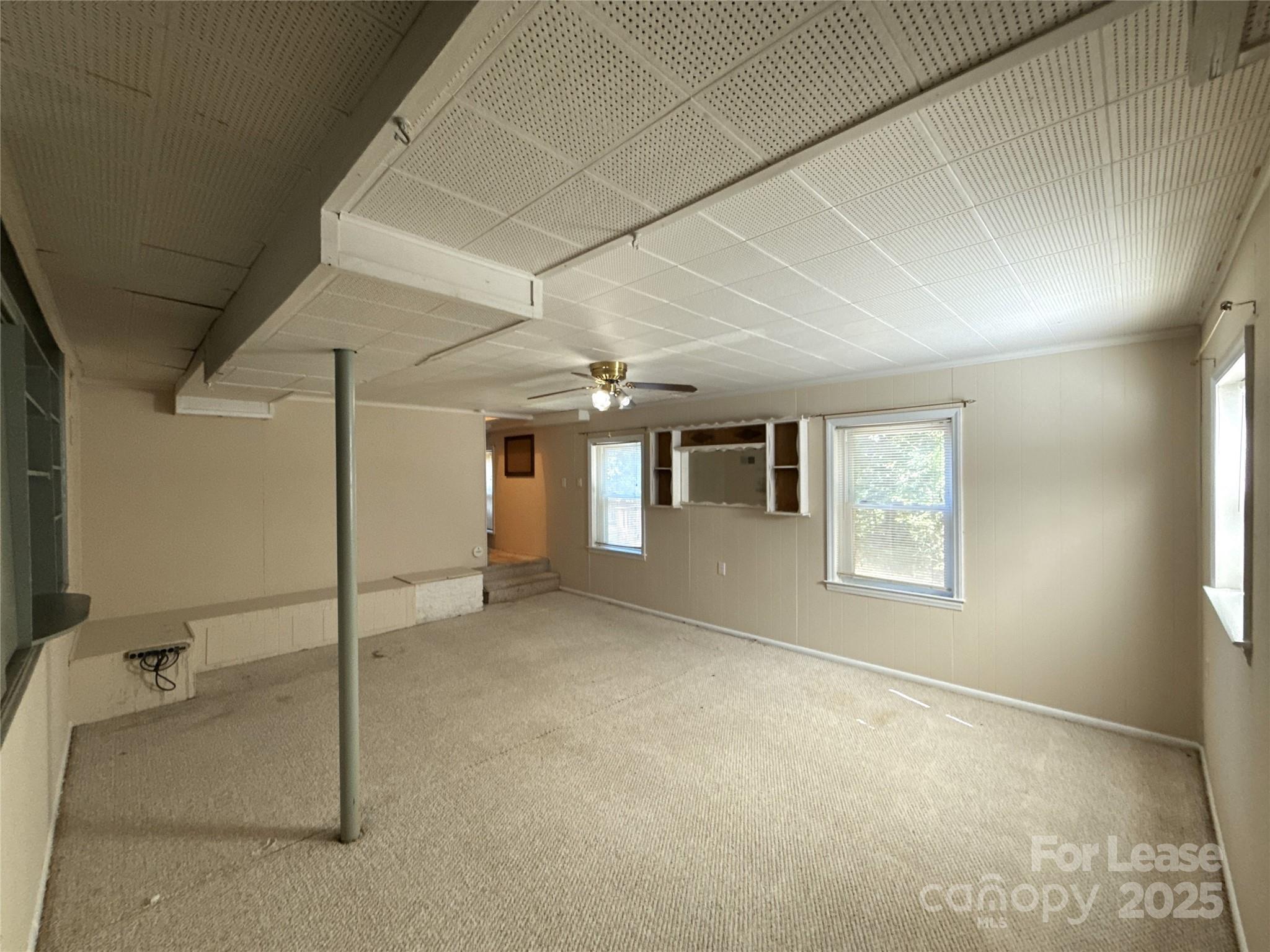 Country Club Heights - Residential Lease