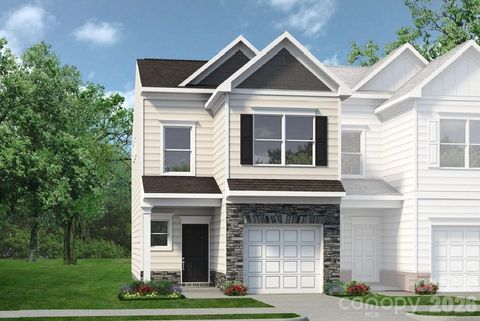 Photo of 5628 Ringneck Road, Charlotte, NC 28216 (MLS # 4364073)