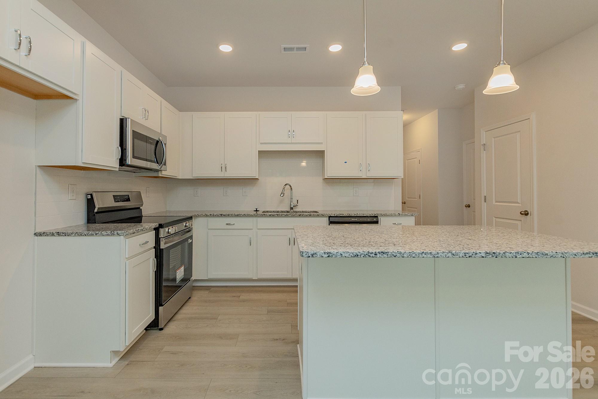 Hickory Glen - Residential