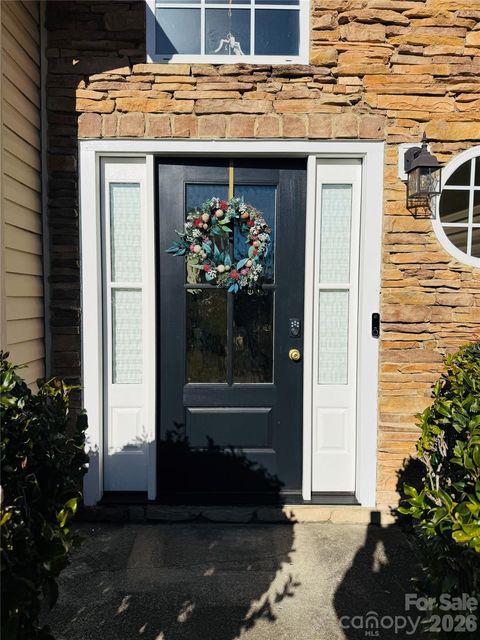 Photo of 7125 Gallatin Lane, Charlotte, NC 28213 (MLS # 4344228)