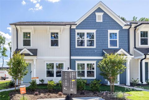 Photo of 4409 Wymore Way #27, Charlotte, NC 28208 (MLS # 4329051)