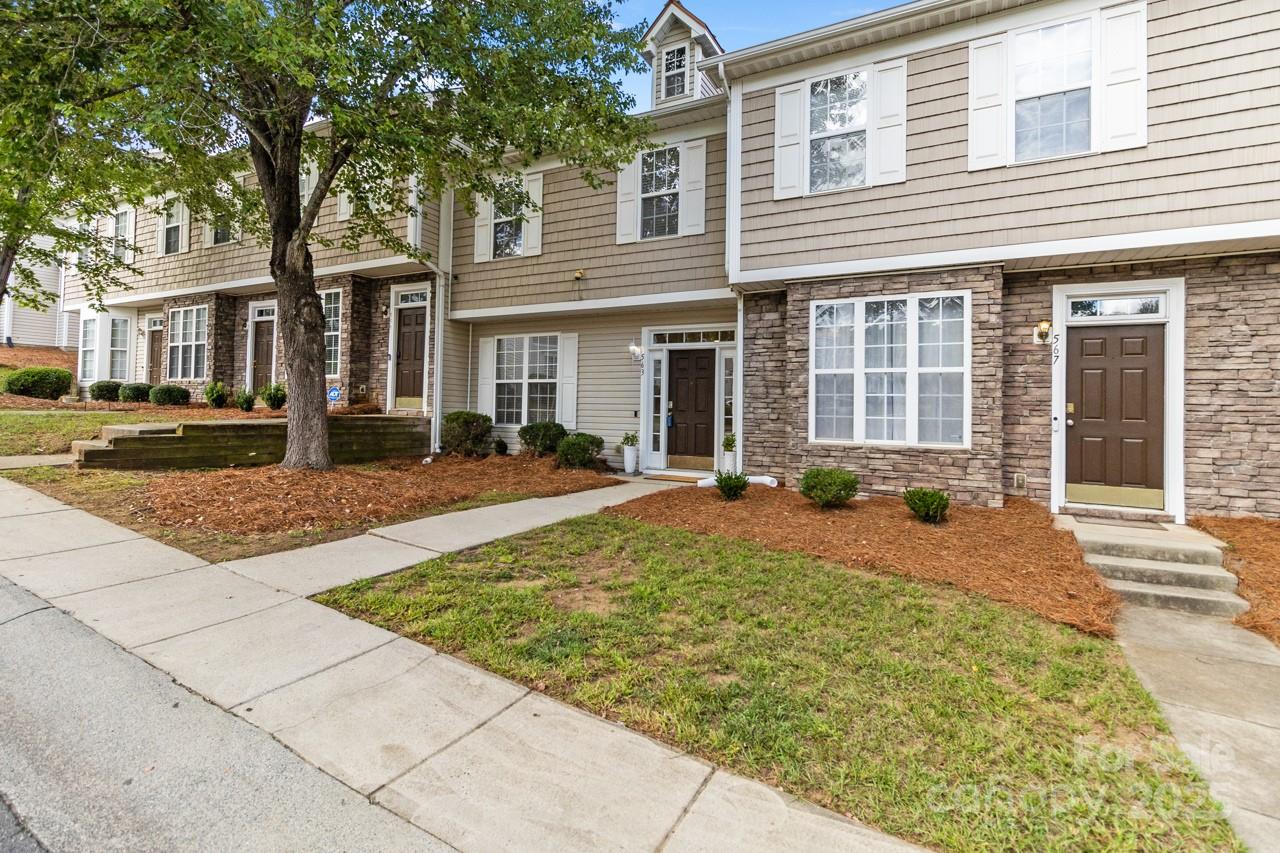 563 Goldstaff Lane