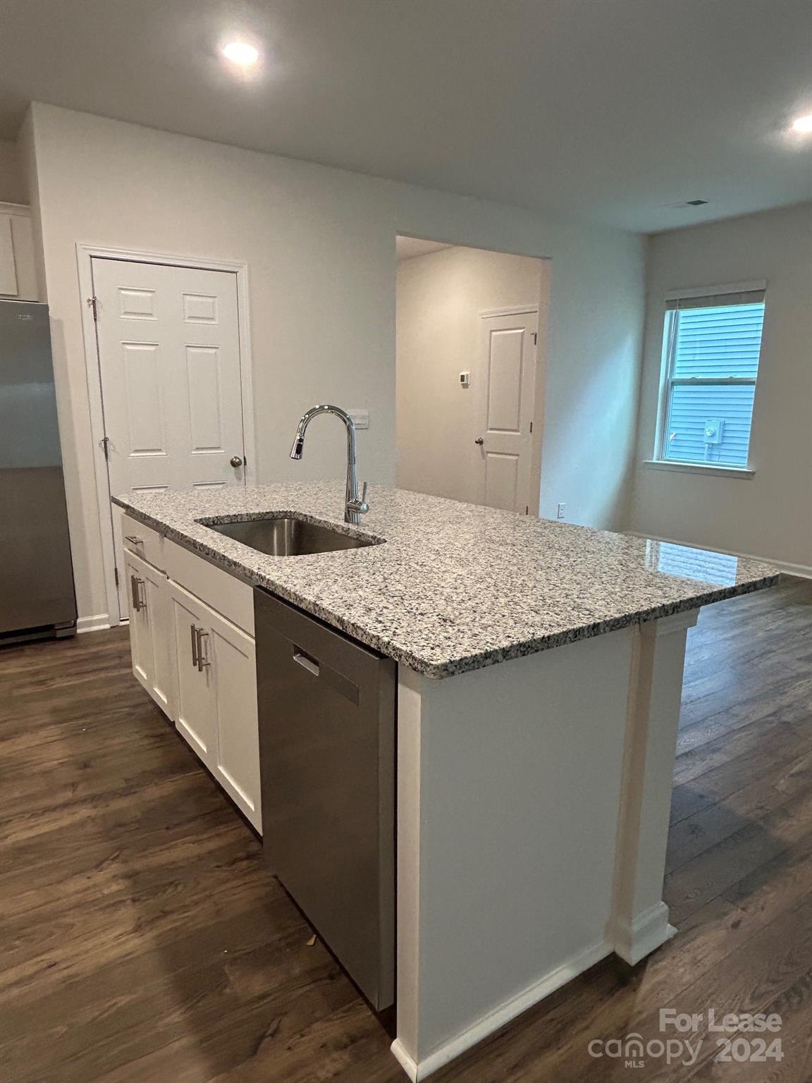 Falls at Hickory - Residential Lease