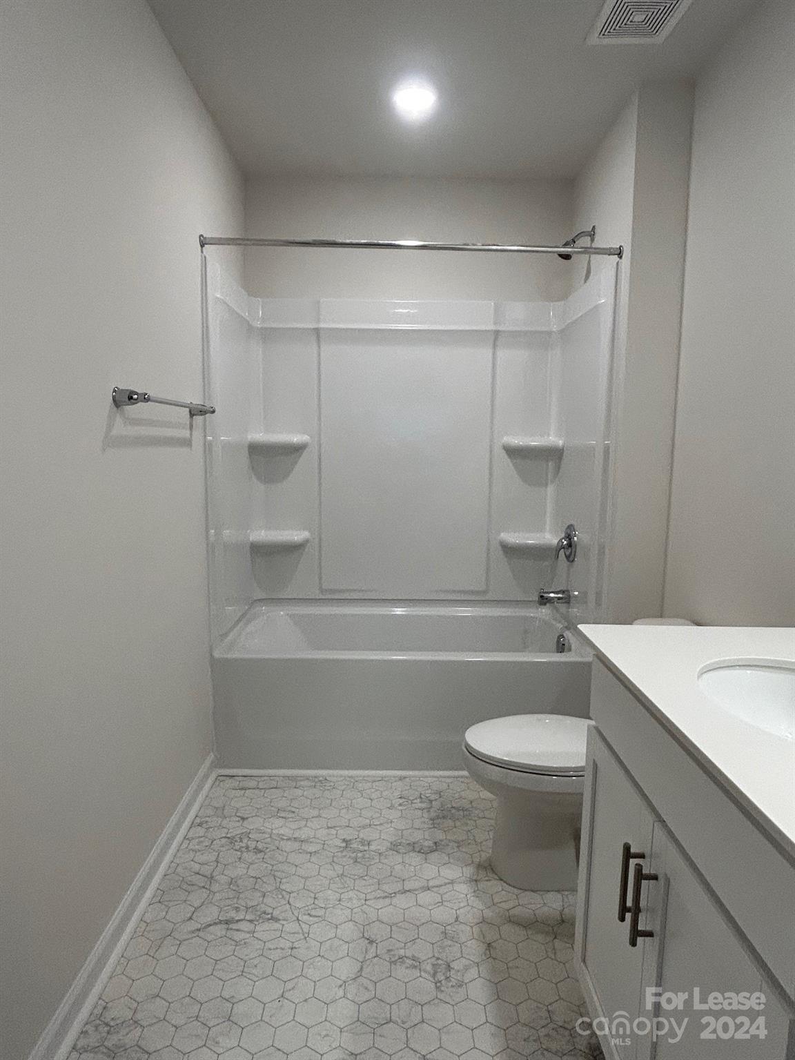 Falls at Hickory - Residential Lease