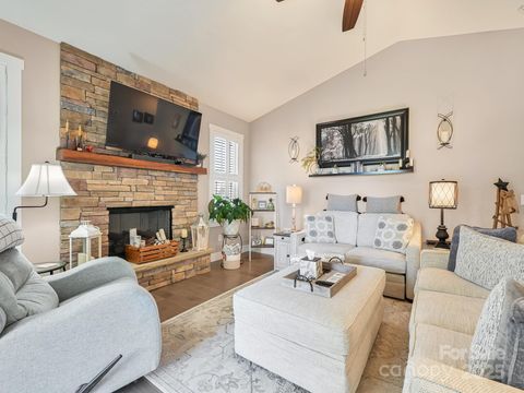 A home in Hendersonville