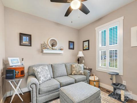 A home in Hendersonville