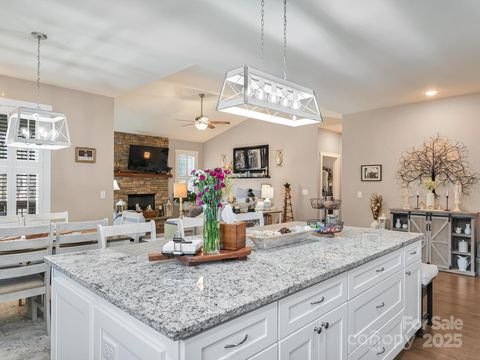 A home in Hendersonville