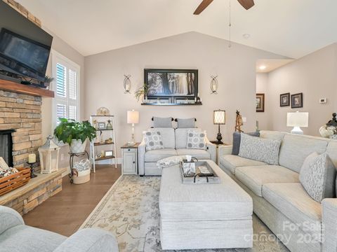 A home in Hendersonville