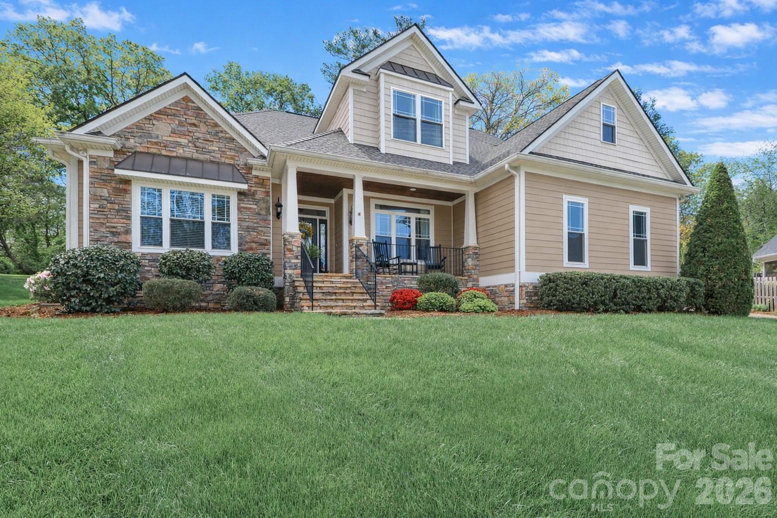 909 Argyle Court