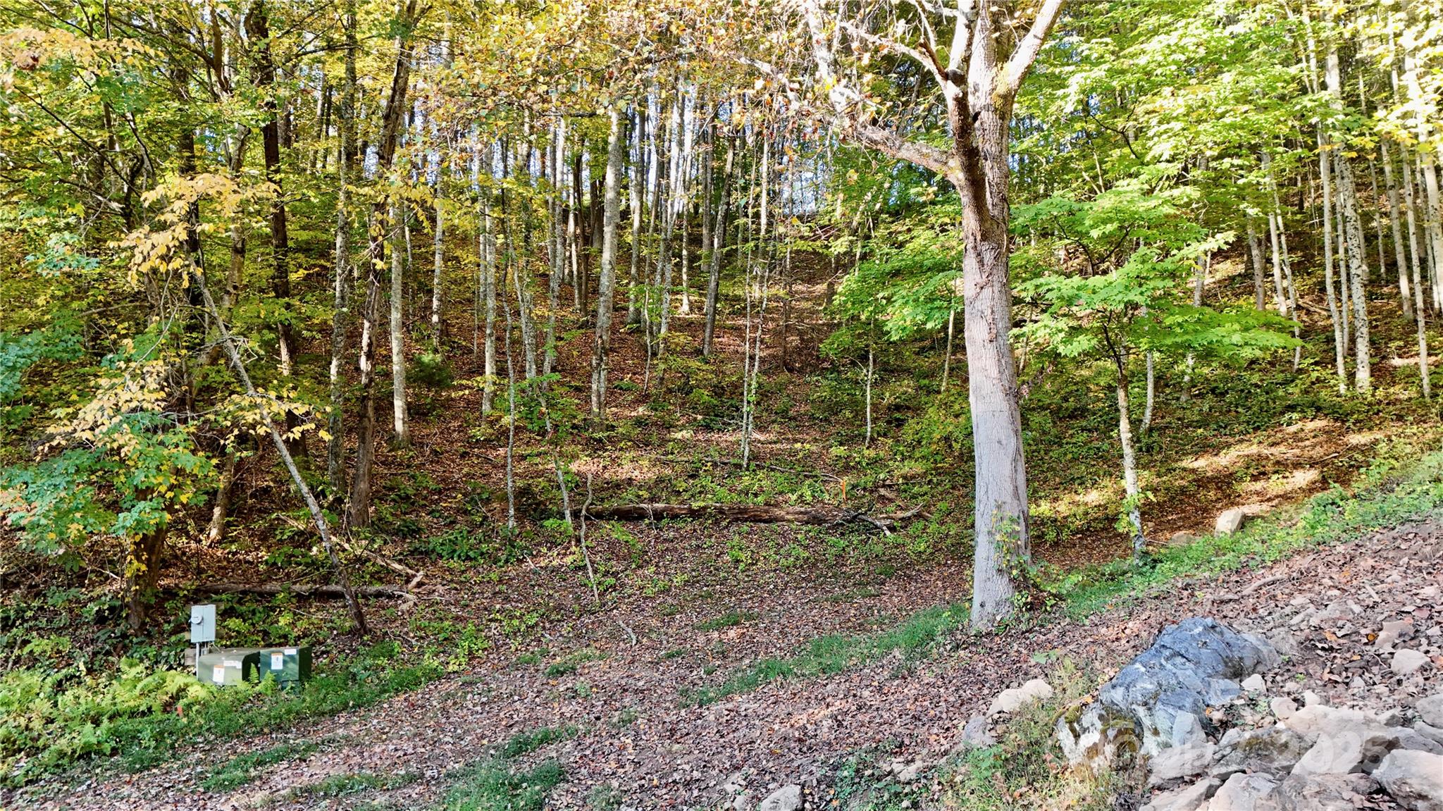 2 Roberts Mountain Road 2