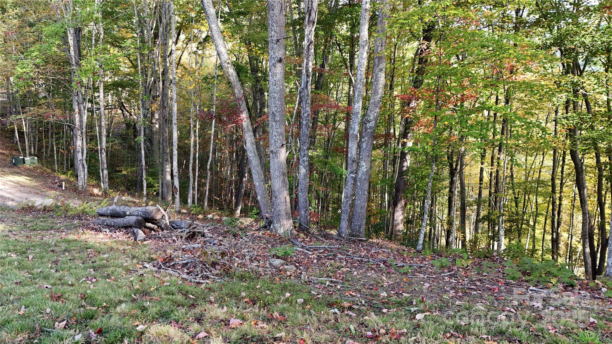 2 Roberts Mountain Road 2