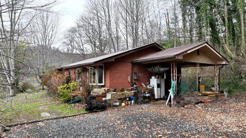 A home in Newland