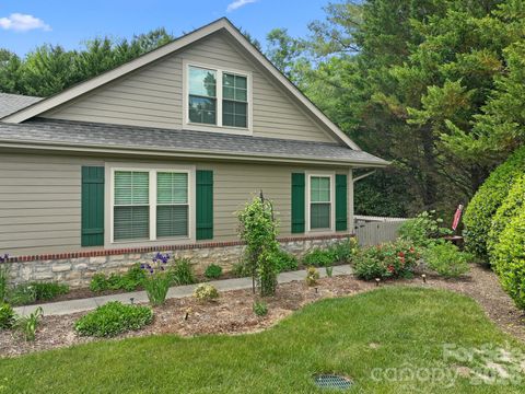 11 Outlook Circle Swannanoa NC 28778