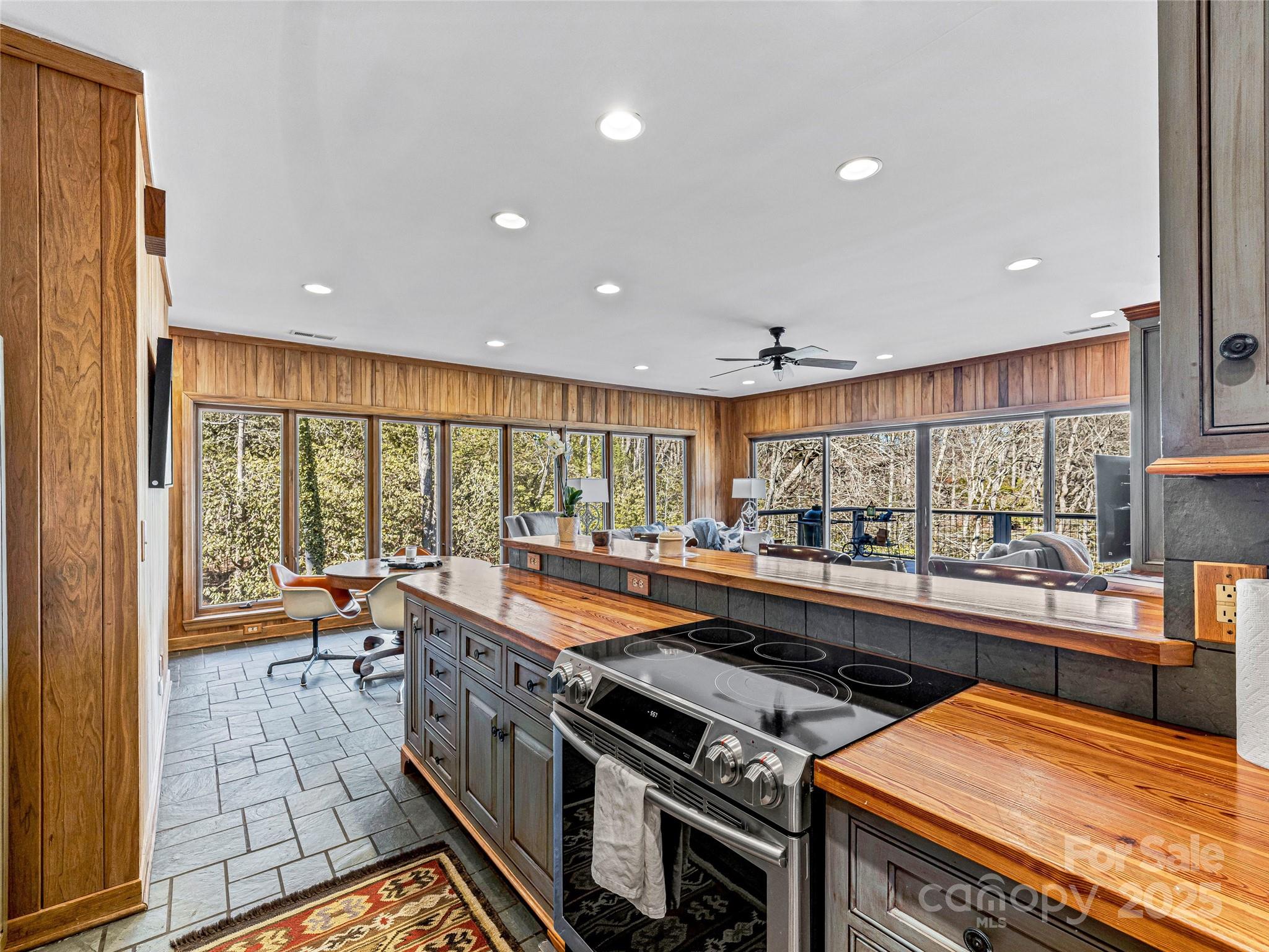 Lake Toxaway Estates - Residential