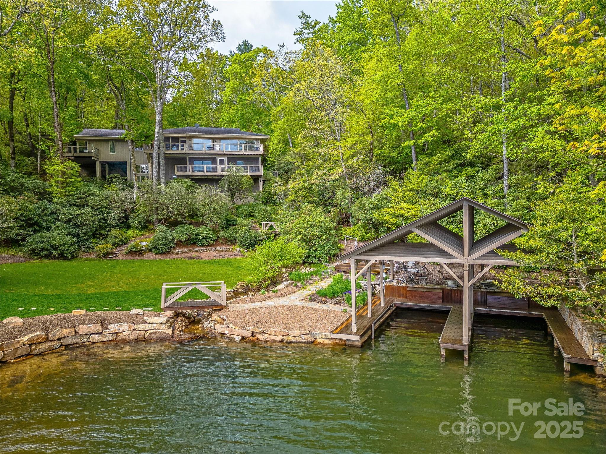 Lake Toxaway Estates - Residential