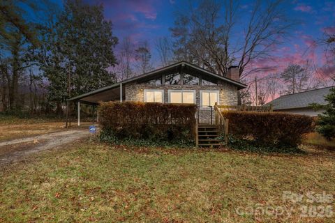 4246 Compton Drive Winston Salem NC 27107