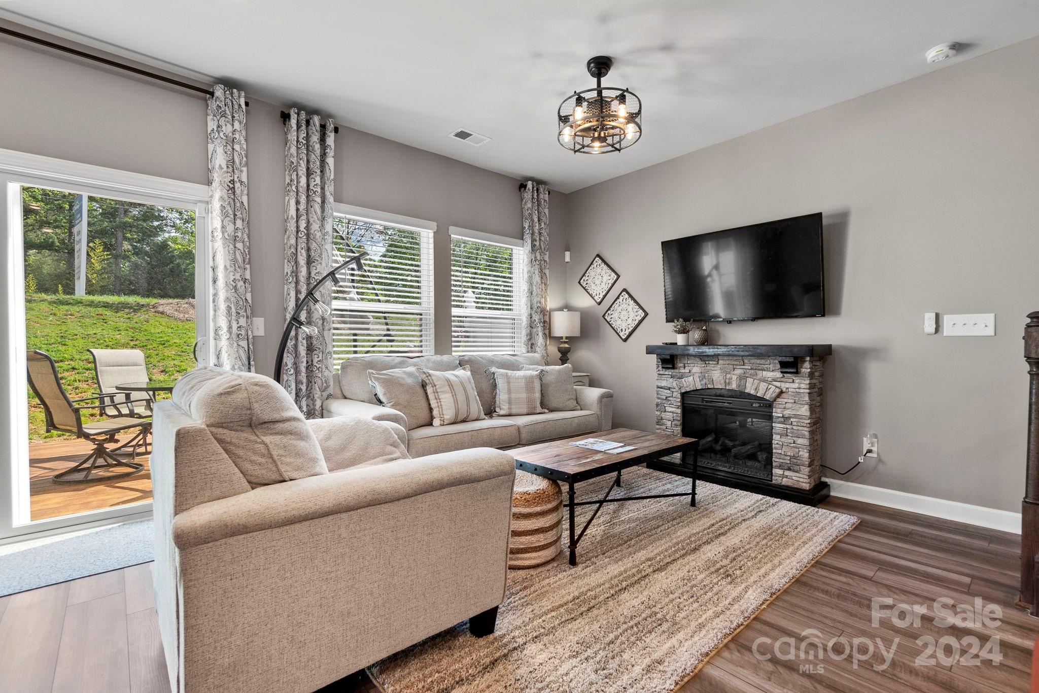 Ashe Downs Townhomes - Residential