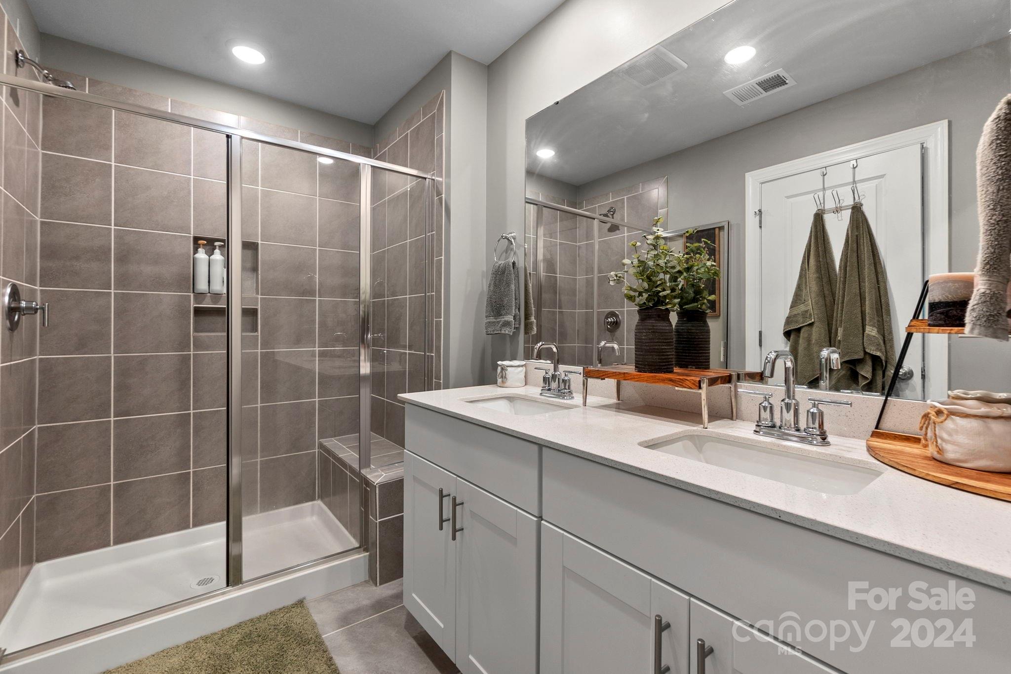 Ashe Downs Townhomes - Residential