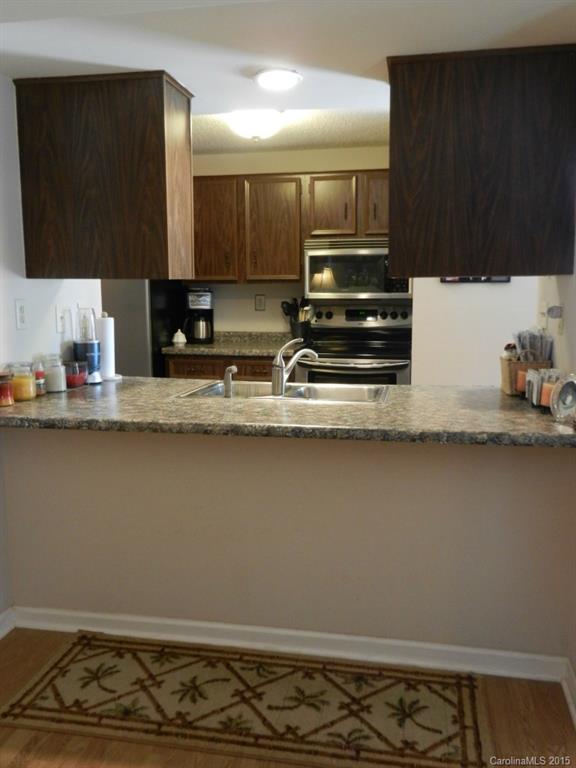 Twelve Oaks - Residential